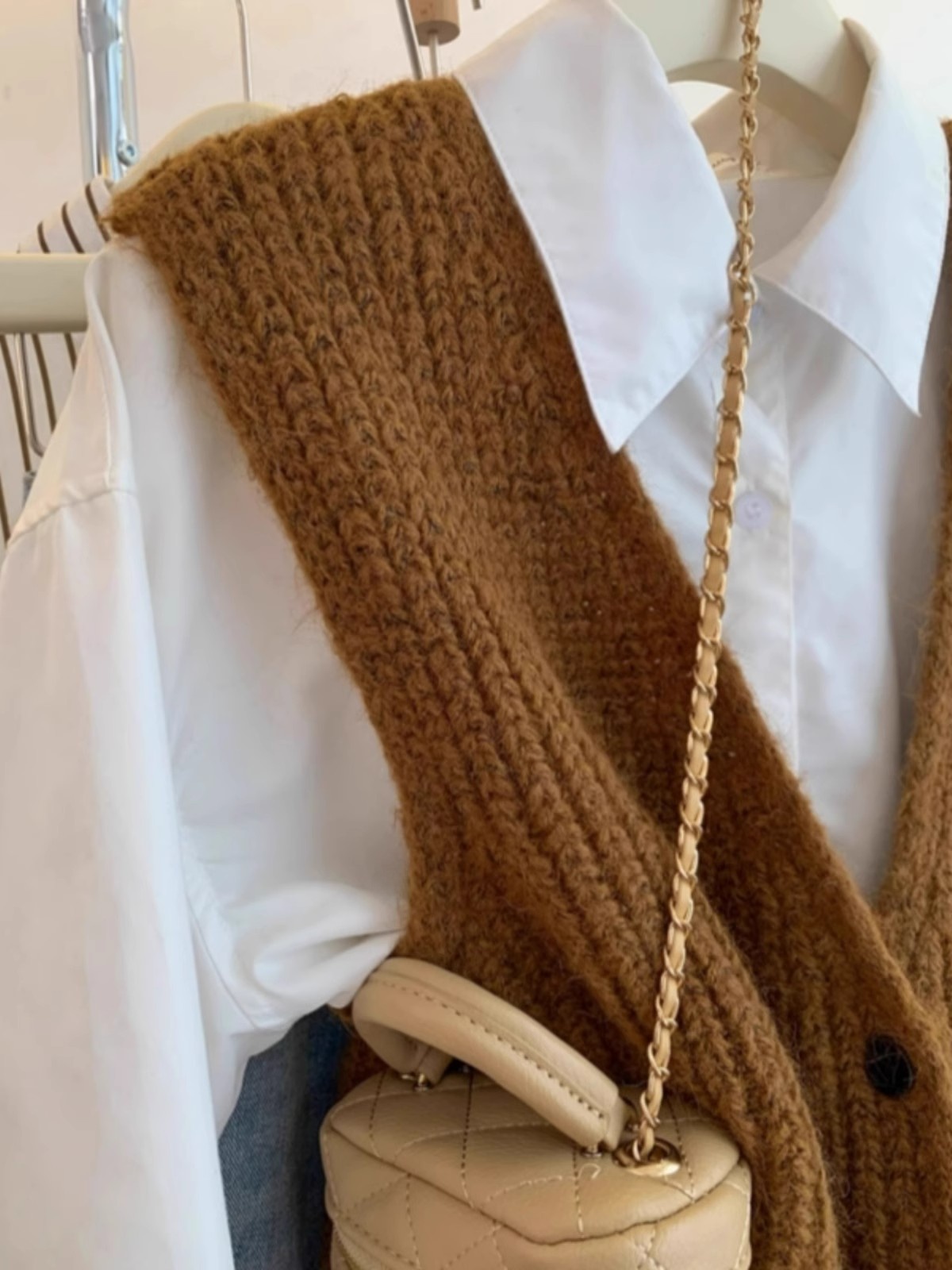 سترة نسائية محبوكة على الطراز  - مراجعة Shoulder Pad Set In وسعره