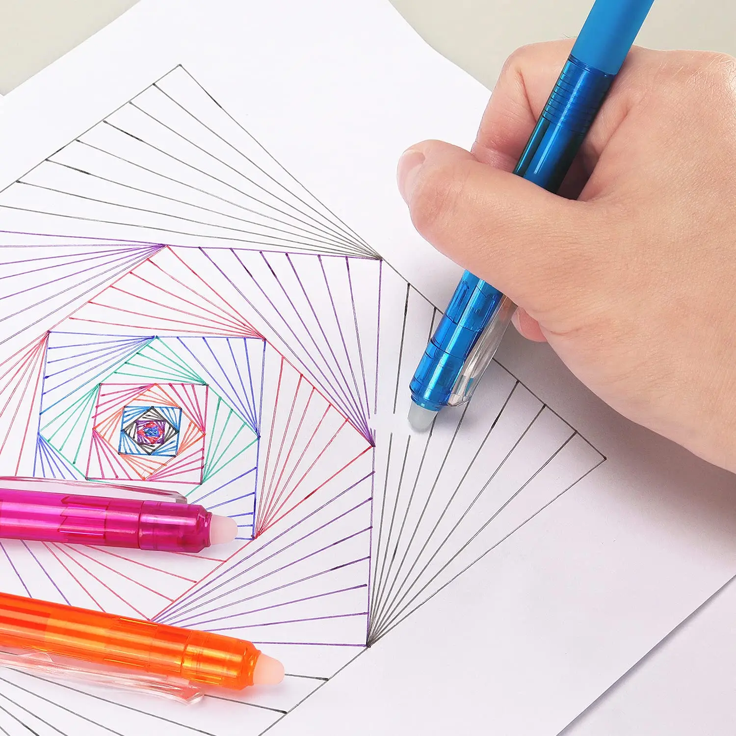 8 ألوان 0.7 مللي متر ماجيك قاب - مراجعة Pilot Pen Frixion وسعره